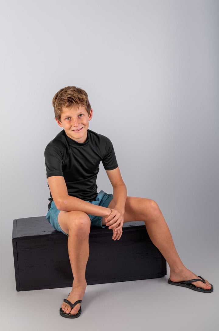 Tapir -  Teen Boys S/S Rashie Lizzard swimwear lycra Black / 6/7