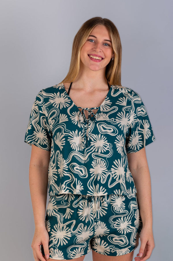 Ululani - Ladies S/S Blouse Lizzard apparel Teal Resort / S