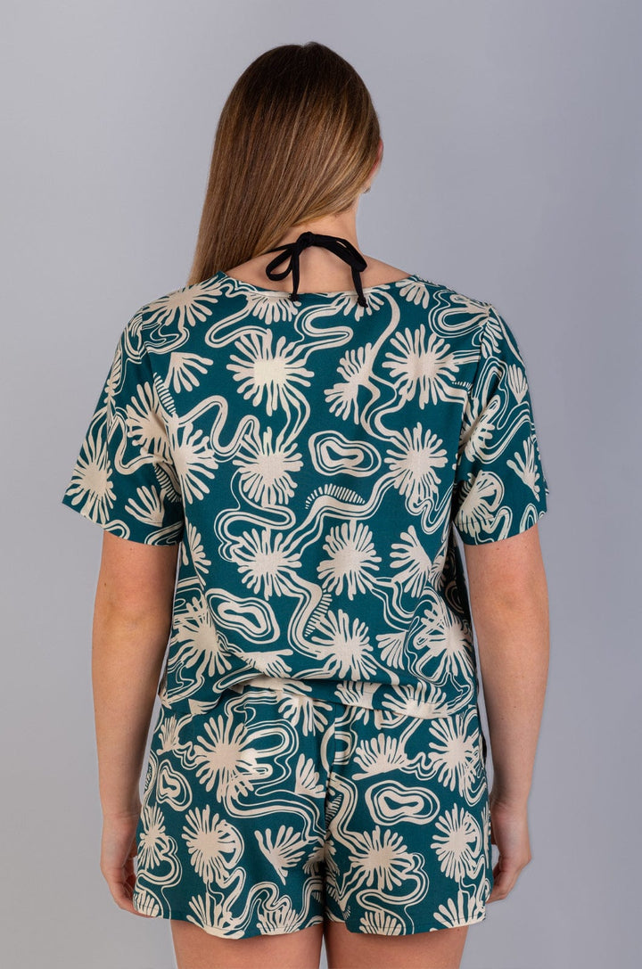 Ululani - Ladies S/S Blouse Lizzard apparel